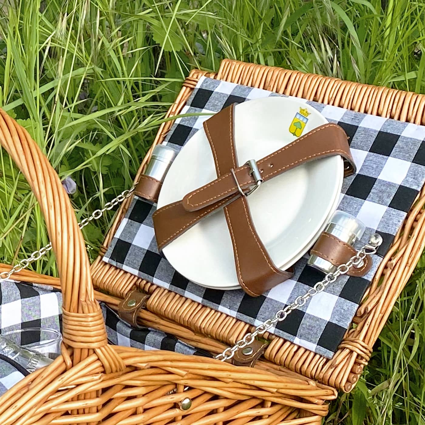 Plato fino de cerámica blanca - 20,5 cm