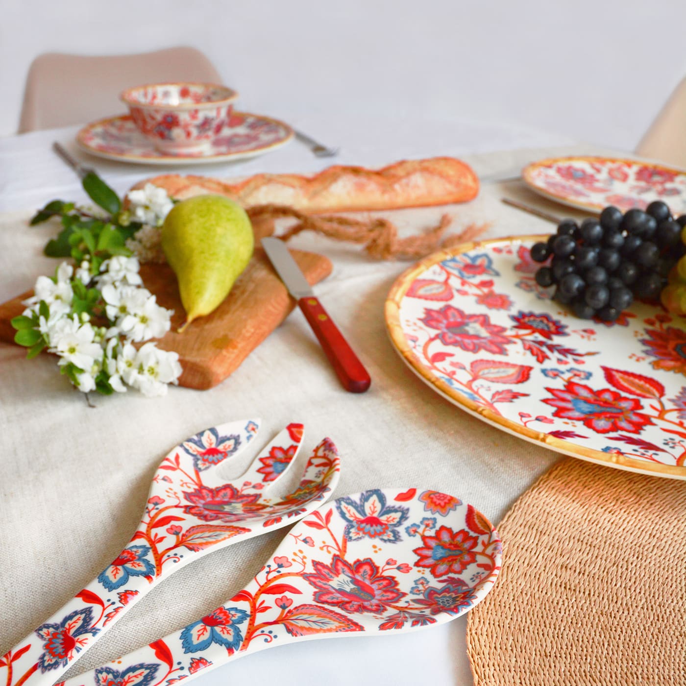 Cubiertos para ensalada de melamina con flores indias - 33 cm