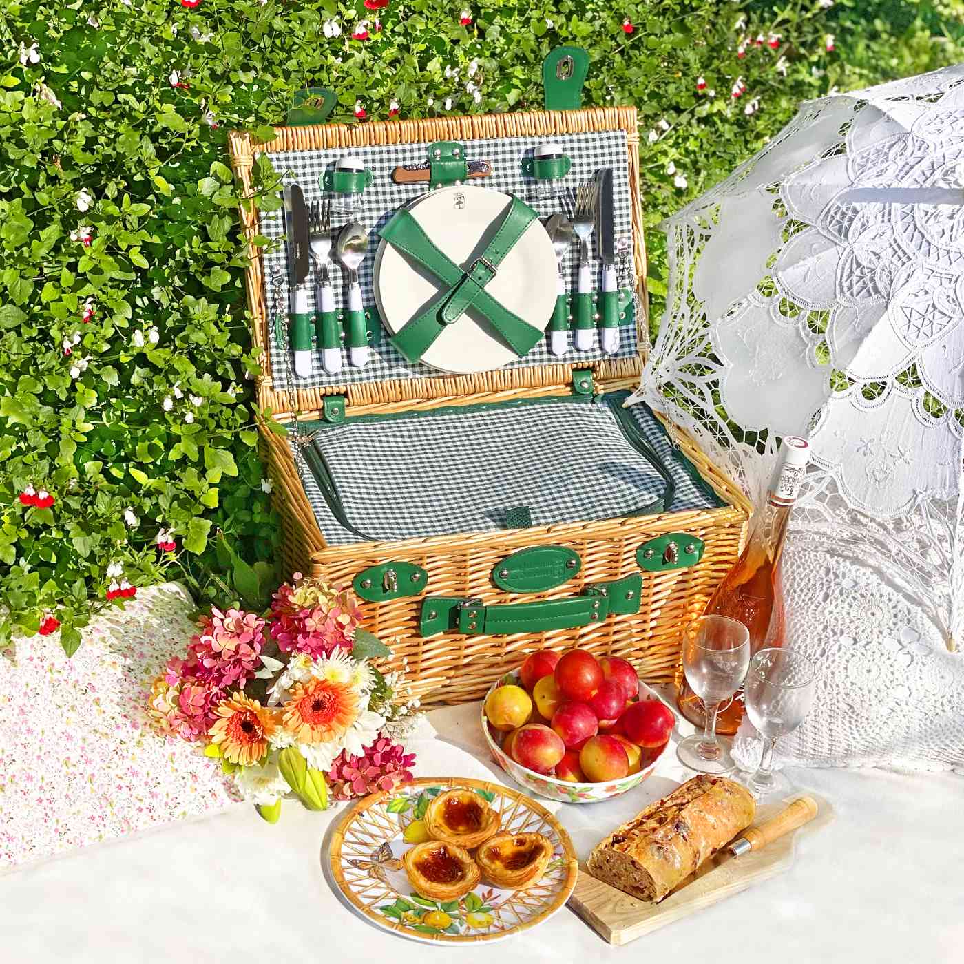 Cesta de picnic de mimbre Marly verde - 4 personas